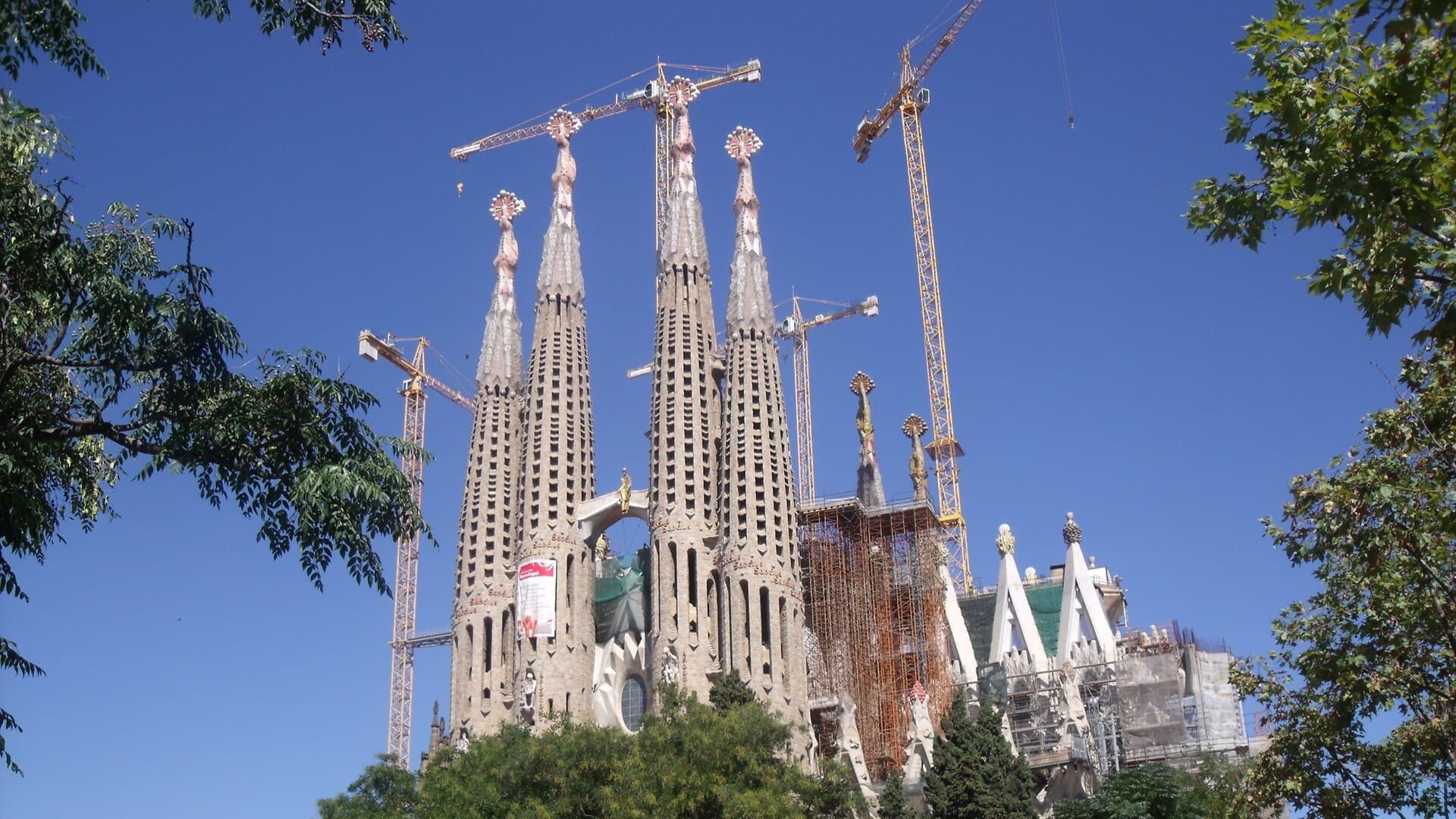 Peter Broster, Wikimedia Commons, CC0 The Sagrada Família basilica in Barcelona, Spain
